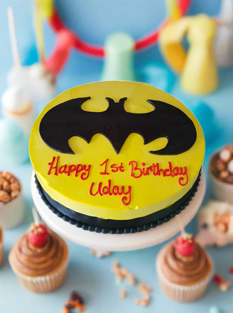 Batman Logo Cake - Image 4