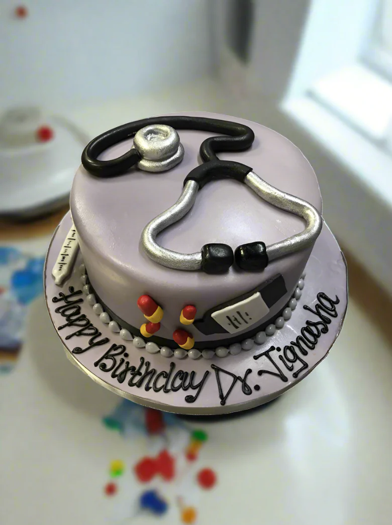Doctor Fondant Cake - Image 5