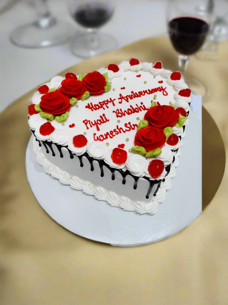 Jass Anniversary Heart Cake - Image 8