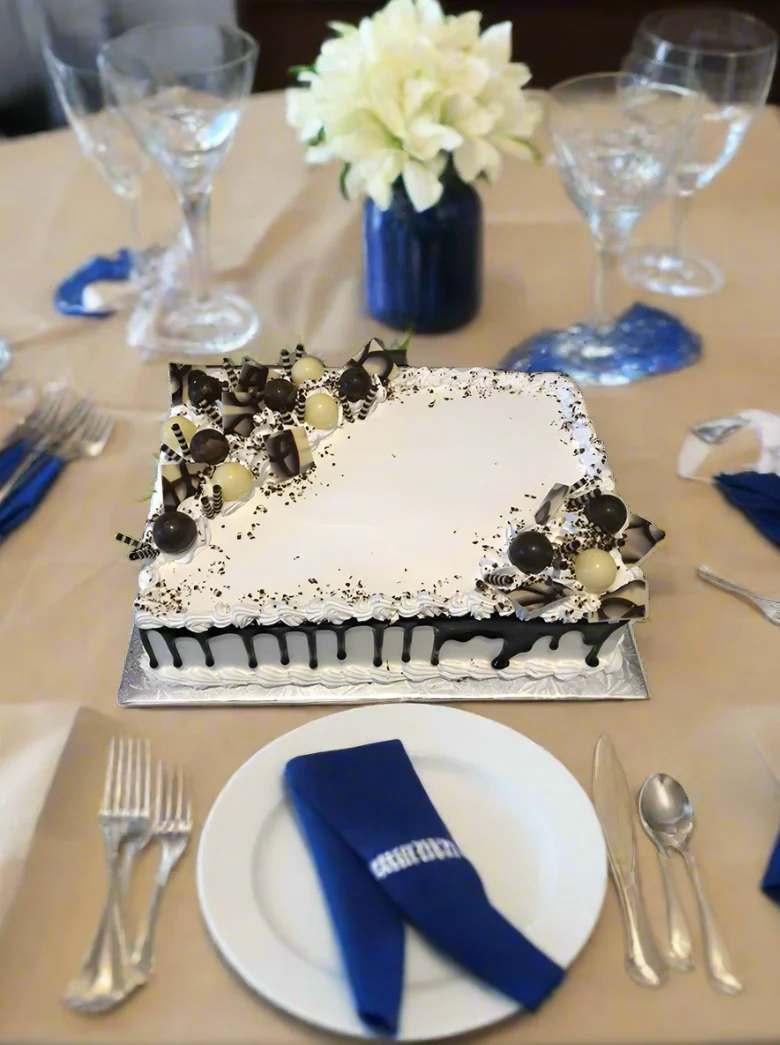 Raven Chocolate Cake - Image 3