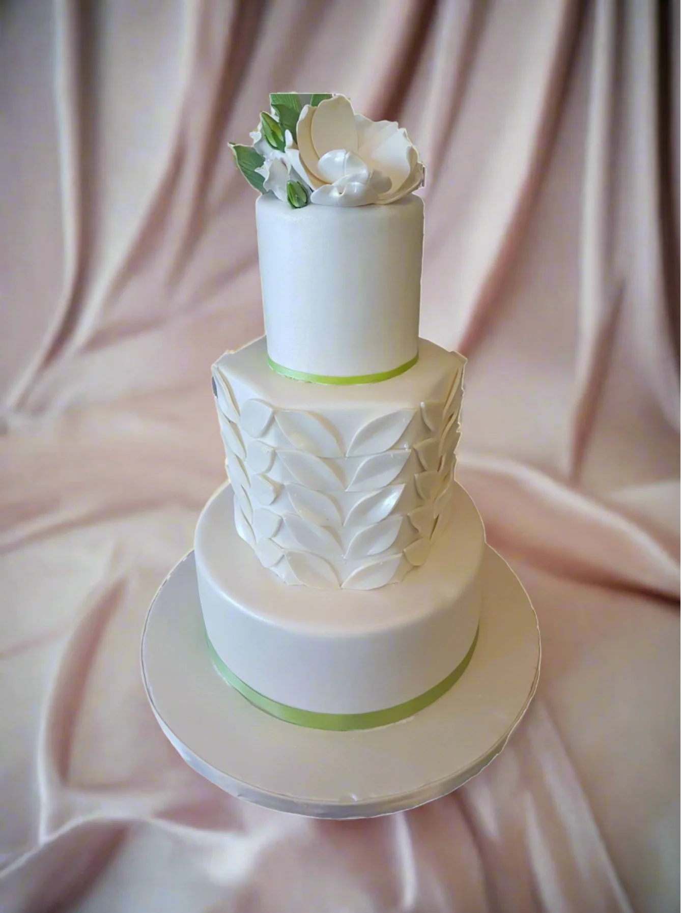 Zilo Wedding Cake - Image 3